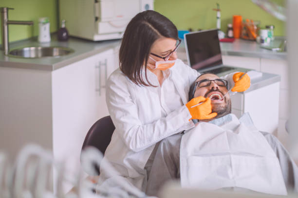 Best Emergency Dentist for Knocked-Out Tooth in Gibraltar, MI
